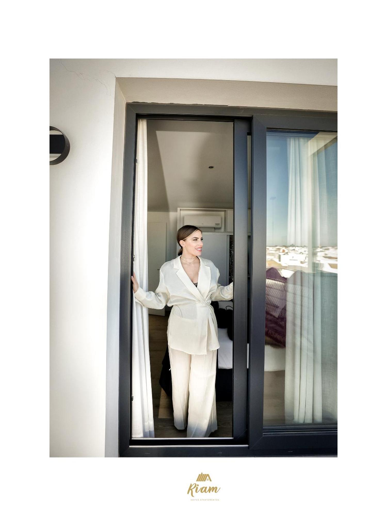 Riam Suites Apartamentos ロス・パラシオス・イ・ビジャフランカ エクステリア 写真